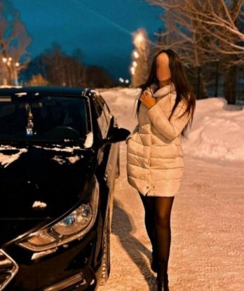 С опытом, который позволяет мне понять и удовлетворить твои самые сокровенные желания. Приходи ко мне, и я подарю тебе незабываемые моменты наслаждения и удовольствия. У меня широкий ассортимент услуг, обо всем можем договориться. Уверяю тебя, что ты не пожалеешь об этой встрече. Фото 100% мои, и с цветочками наших отзывов. Жду тебя в Москве, чтобы сделать наше свидание незабываемым и полным эмоций. 💋🌸 Даниша